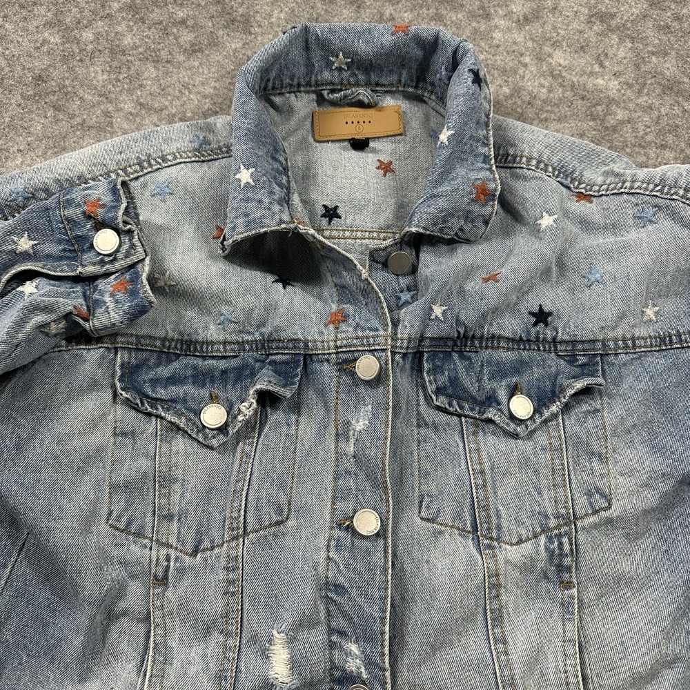BLANKNYC Denim Jacket Womens Small Blue Star Embroidered Distressed 71R-5838